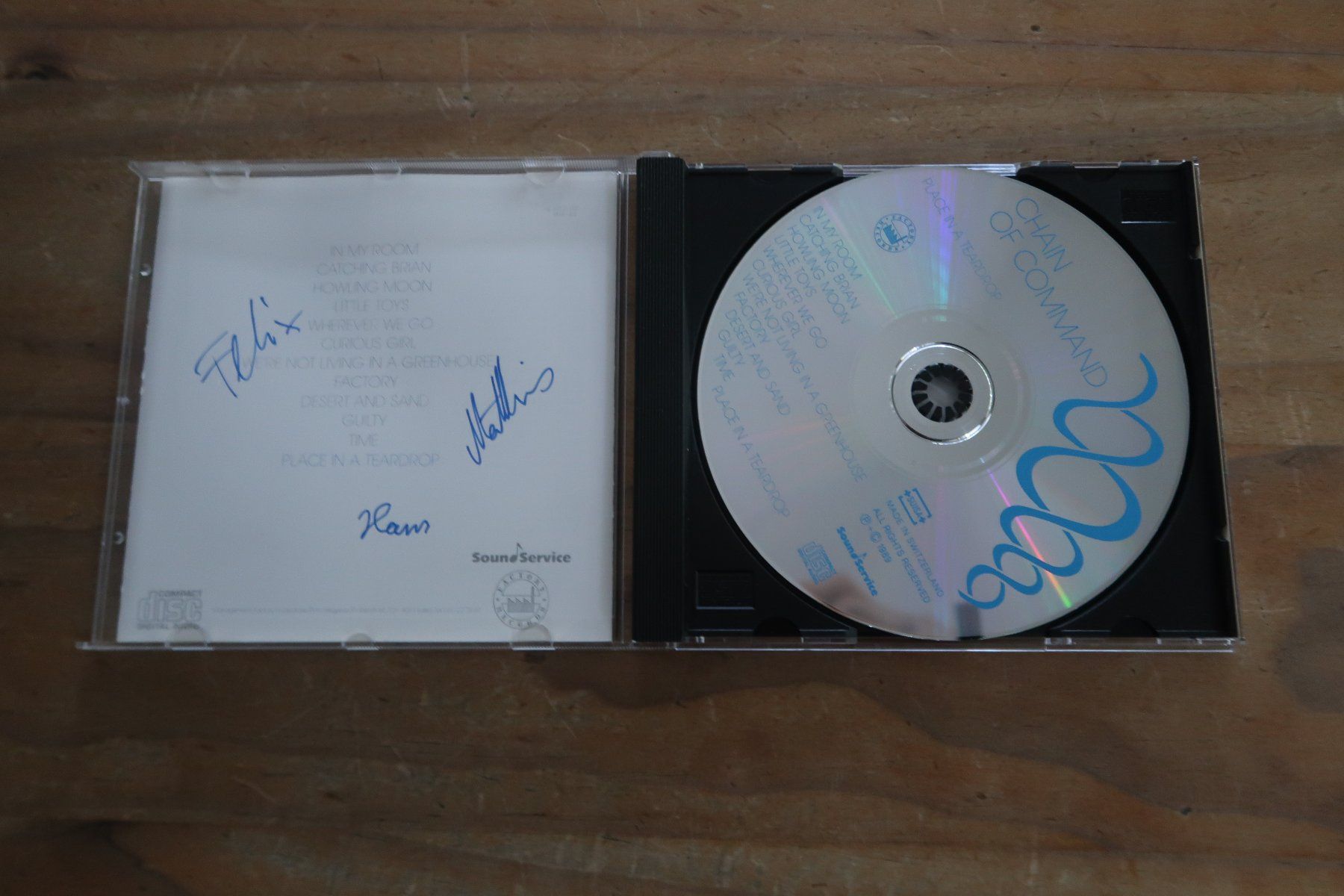 CD: CHAIN OF COMMAND - PLACE IN A TEARDROP  - AUTOGRAMME - CD – Usato da Basel venduto da Patiscat 3