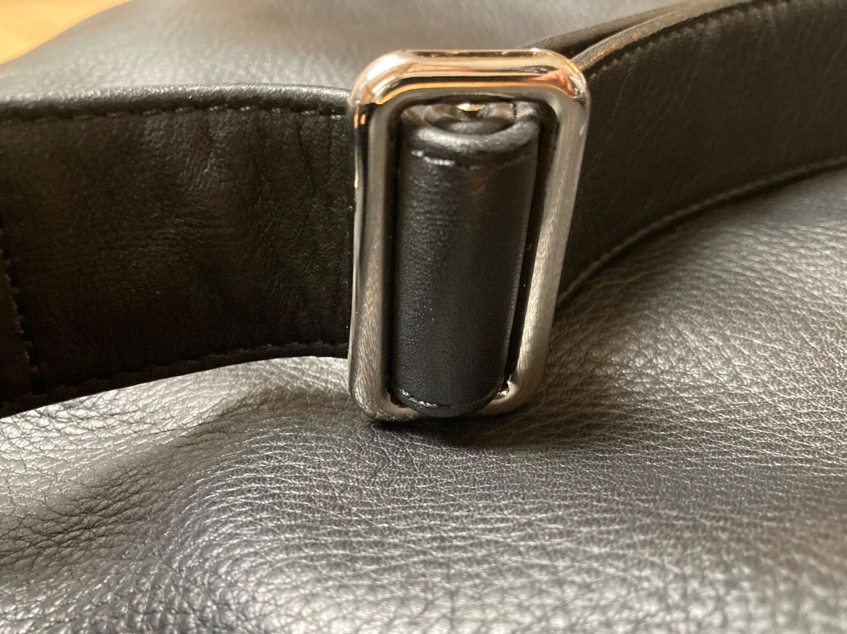 Taschen für Damen: LEDERTASCHE VON ANA BLUM – Gebraucht aus Edlibach von SELECTION-26 3