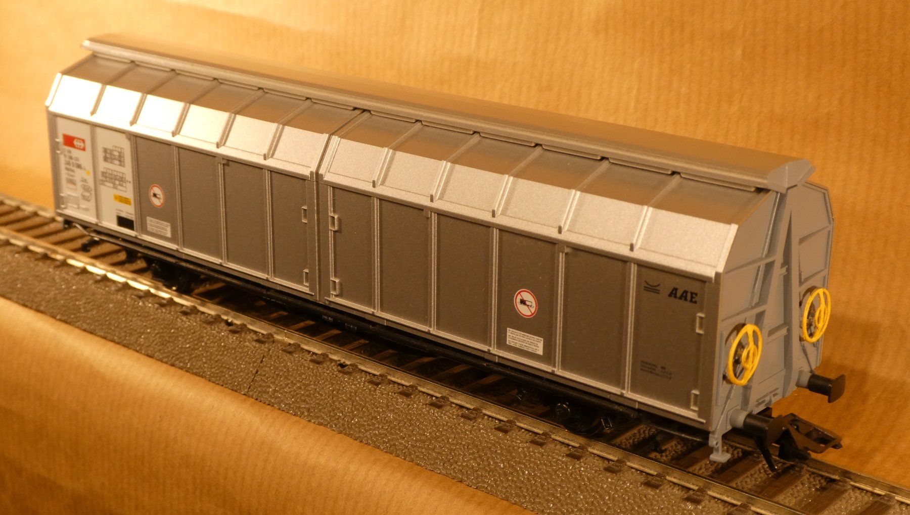 Roco Modellini di ferrovie: Roco 46945 SBB AAE Schiebewandwagen Hbillns – Nuovo (secondo la descrizione) da Muri b. Bern venduto da Malagueno 4