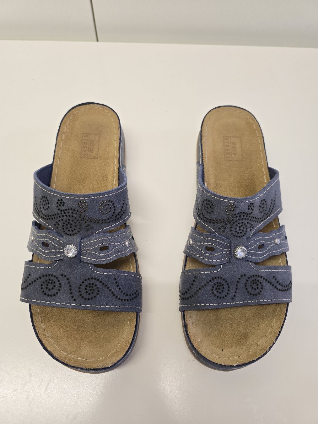 Scarpe da donna: Cosy Street Pantolette Gr.40 – Usato da St. Gallen venduto da CAPYCORP 4