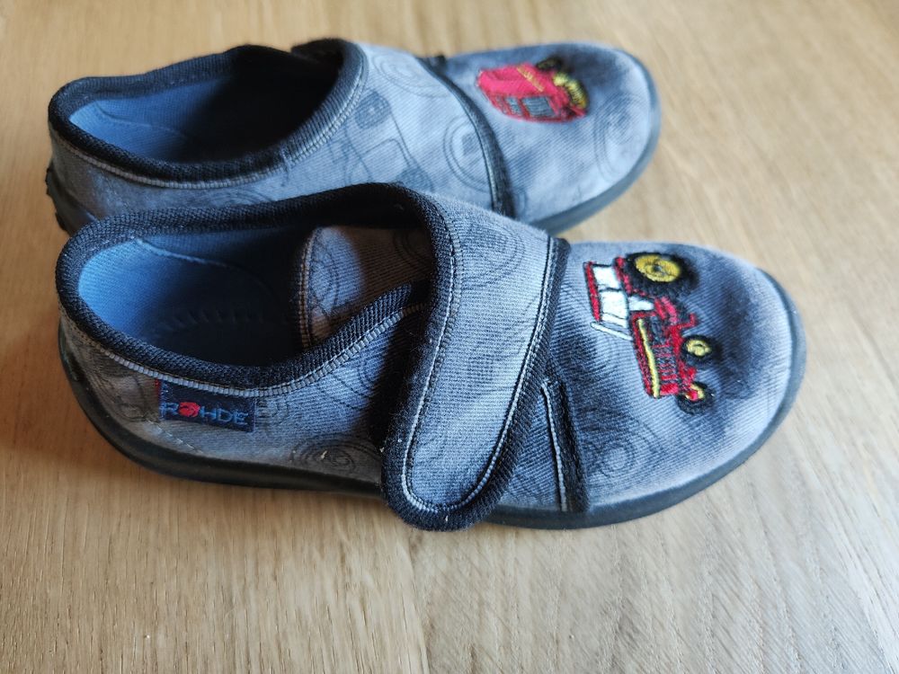 Chaussures garçon: Finken für Kinder Gr 25 – D'occasion à Flumserberg Bergh par tamaramullis 1