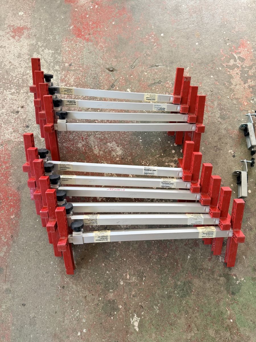 Bessey Tutti gli attrezzi: Bessey Streben Türfuttermontage – Usato da Höfen b. Thun venduto da luckystreet