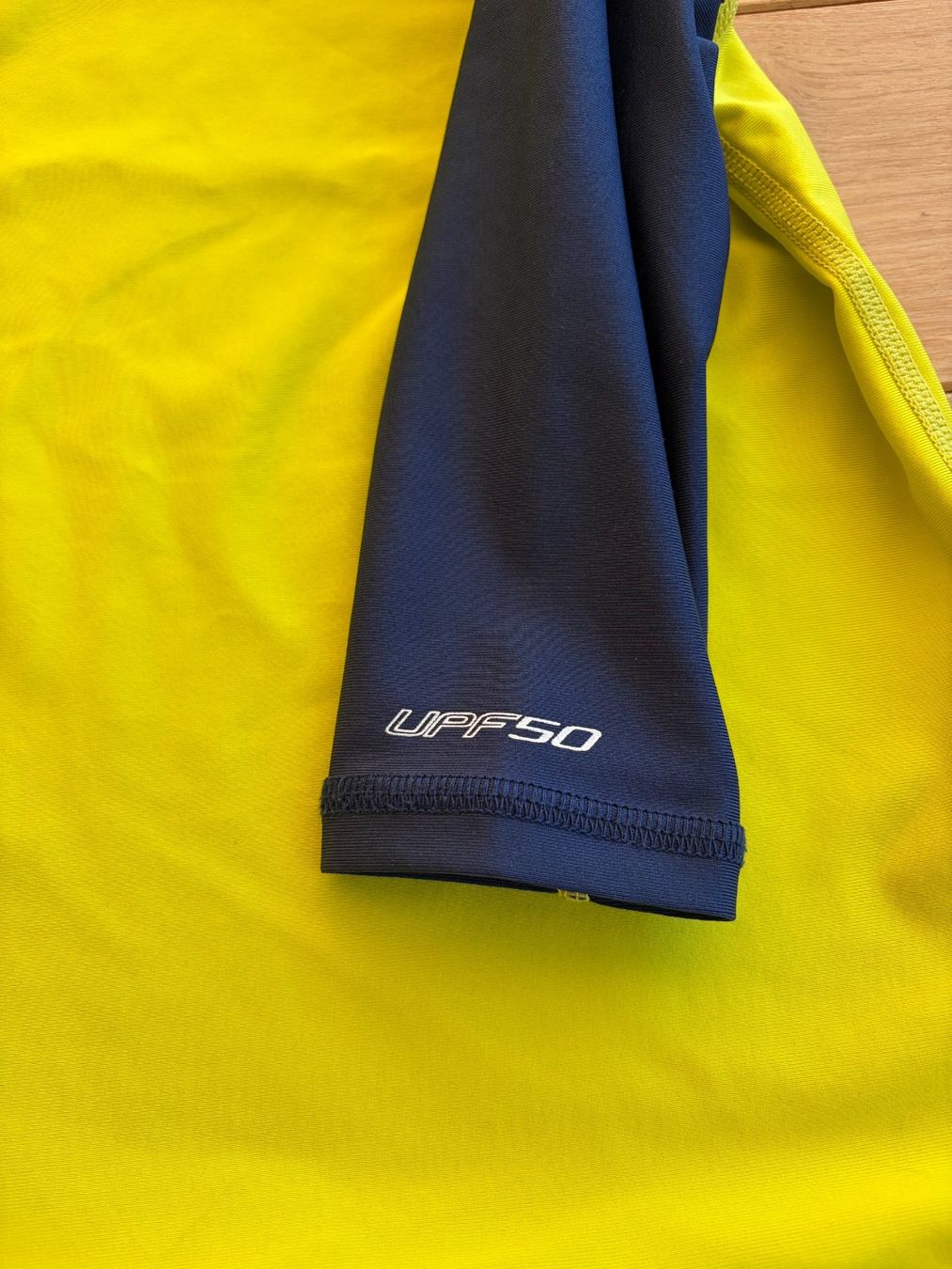 Badehosen: UV-Badeshirt - Grösse 86 – Gebraucht aus Grüt (Gossau ZH) von javelin00 2