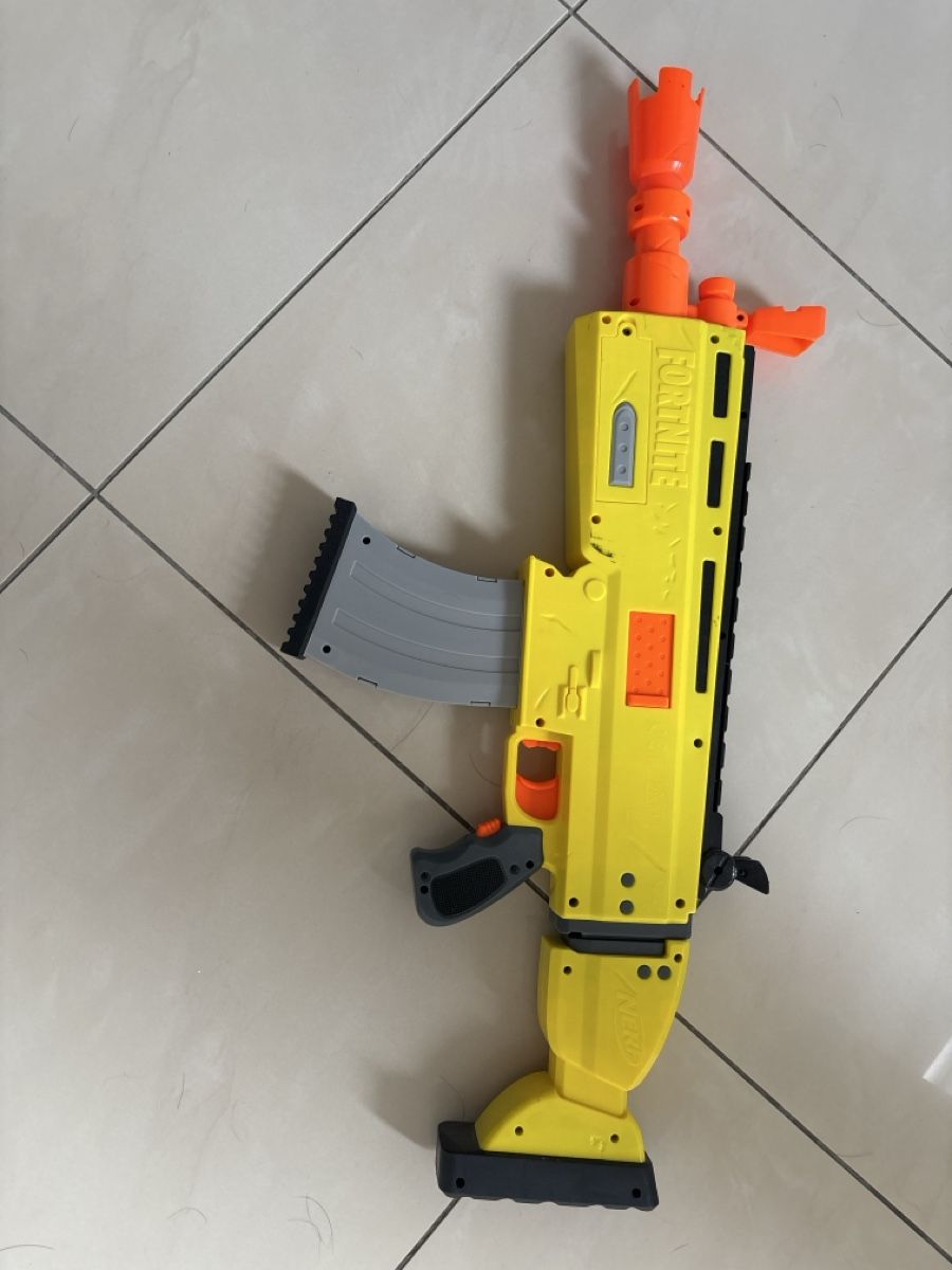 Nerf Spielzeuge: Nerf Waffe Fortnite mit Magazin – Neu (gemäss Beschreibung) aus Zufikon von Farfallina2015