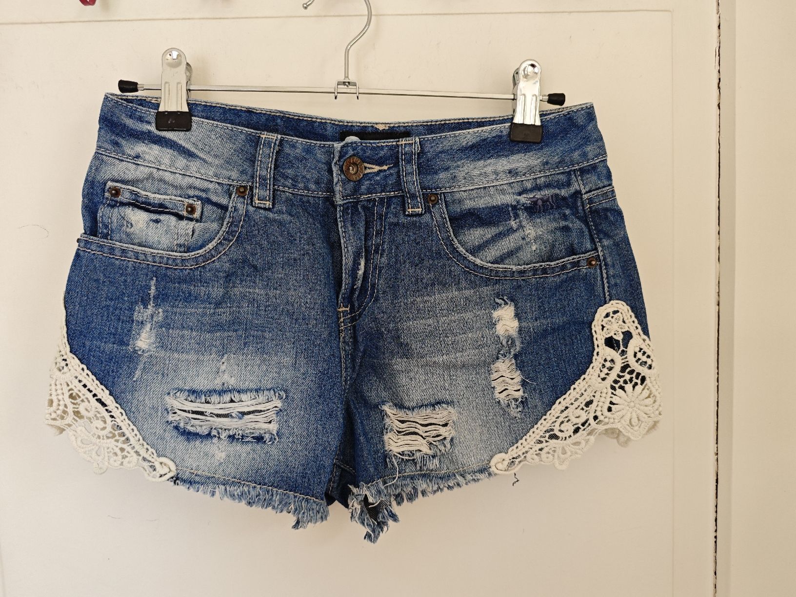 Pantaloni: Shorts, passen bei 152 – Usato da Winterthur venduto da Shorna
