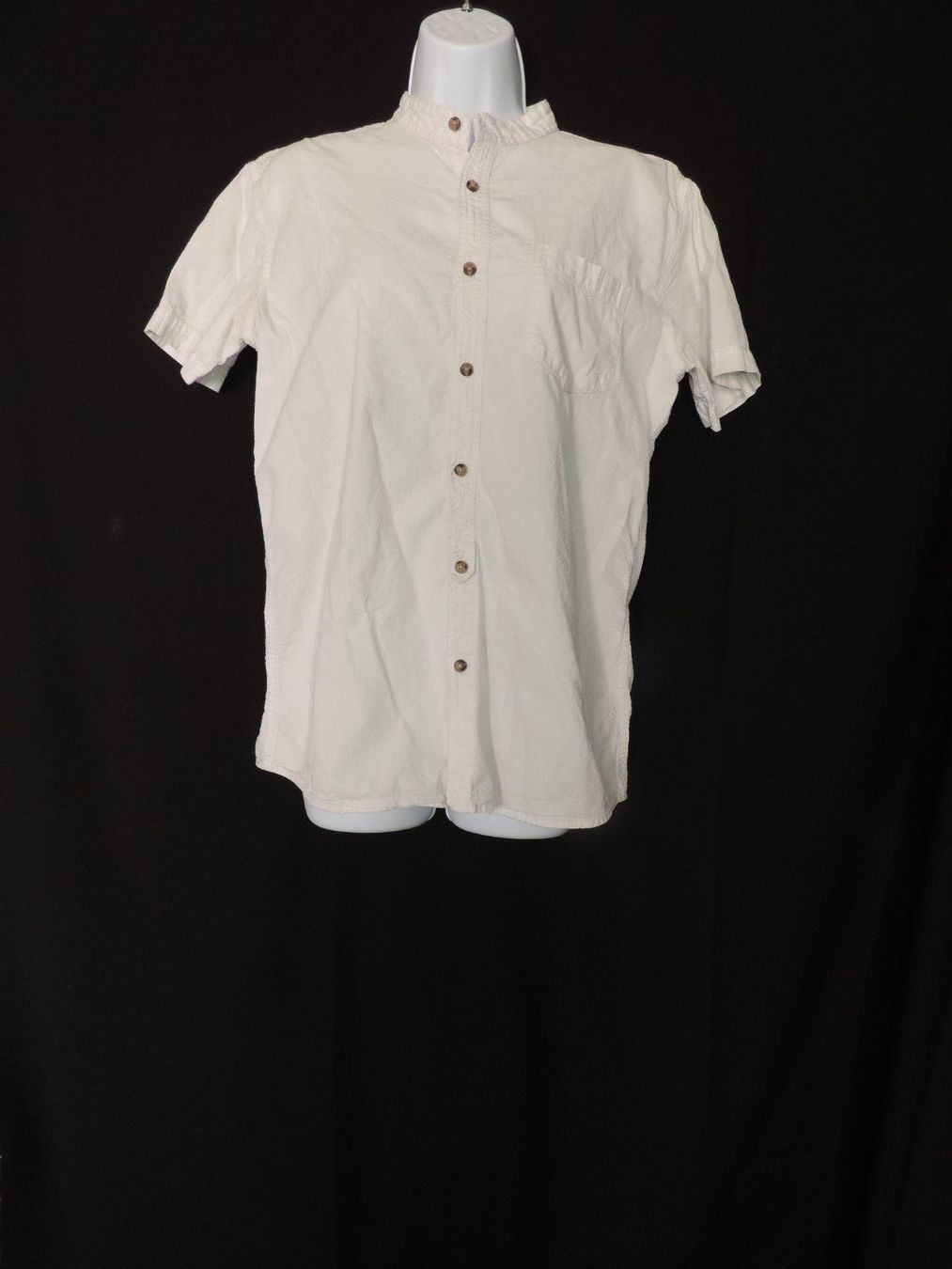 Chemises: chemise blanche avec léger relief – D'occasion à Genève par Axelle333 2