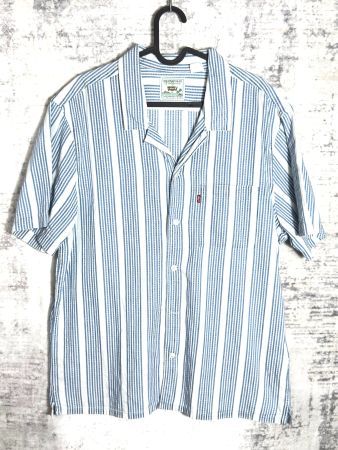 LEVI'S OF CALIFORNIA "STRIPED" SHORT SLEEVES SHIRT SZ: M
