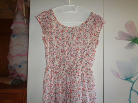 *** Blümchen Kleid *** / mit Unterkleid / C&A