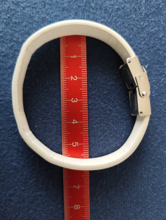 Anelli: Fingerring und Armband Unikat – Usato da Hunzenschwil venduto da MuellerAarau 1