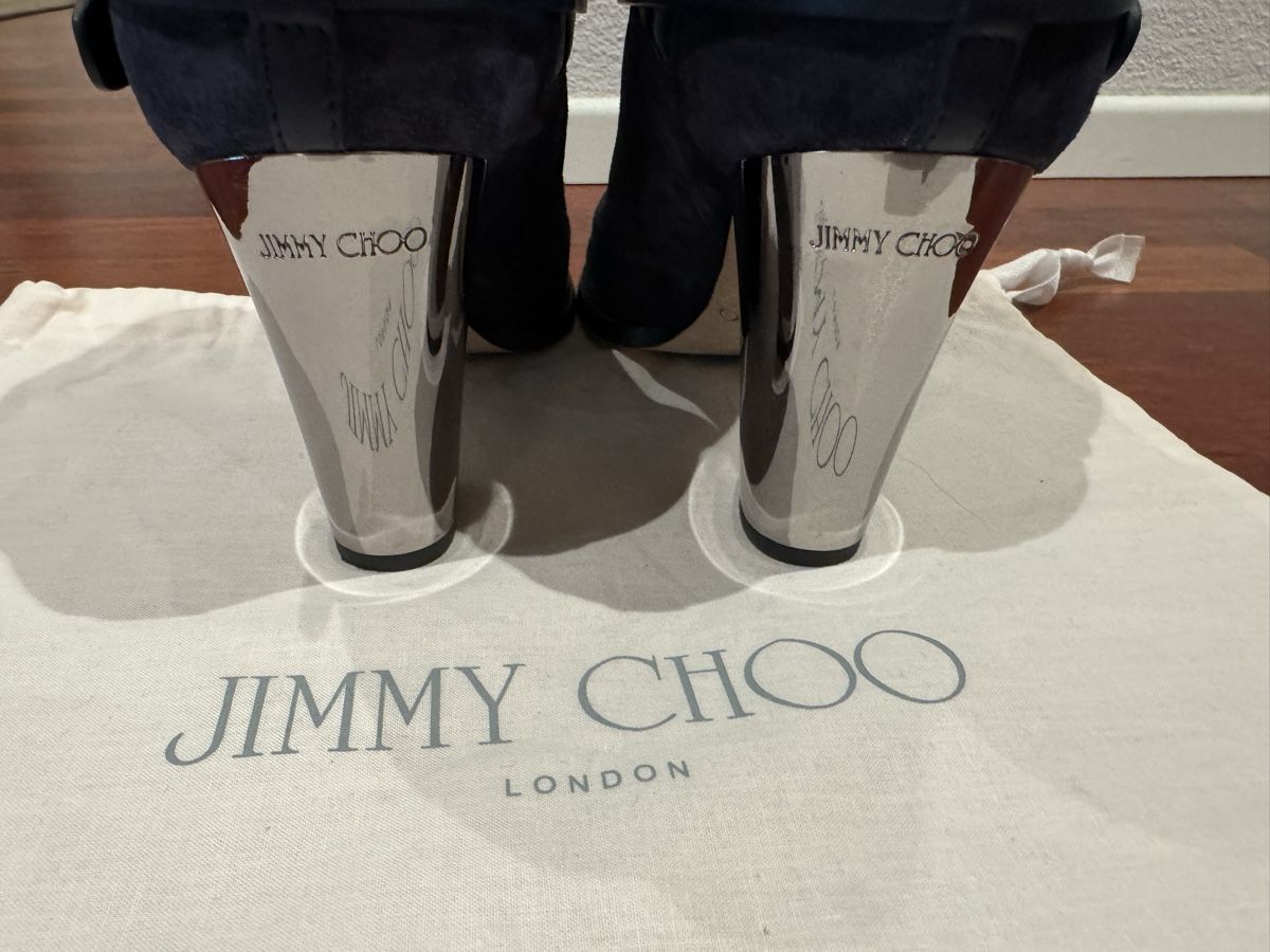 Jimmy Choo Scarpe da donna: Jimmy Choo Blue Suede Ankle Boot – Nuovo (secondo la descrizione) da Zürich venduto da Swiss_Bea 4