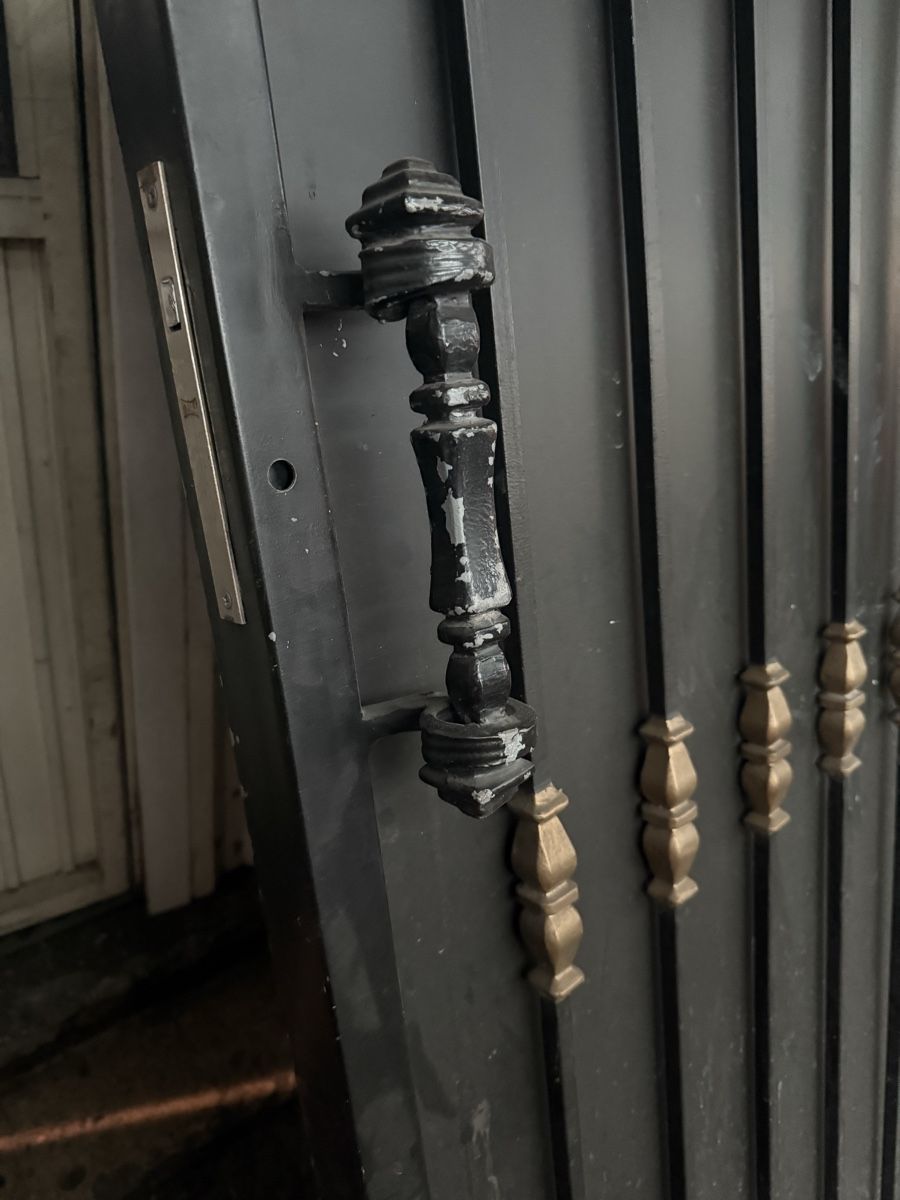Porte: Portail coulissant en acier – Usato da Commugny venduto da LeWill 7