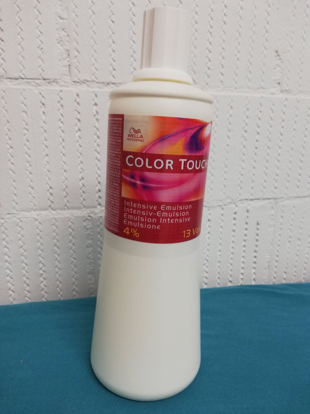 Tinte: Wella Intensiv Emulsion 4% – Nuovo (secondo la descrizione) da Untersiggenthal venduto da Marlen59 1