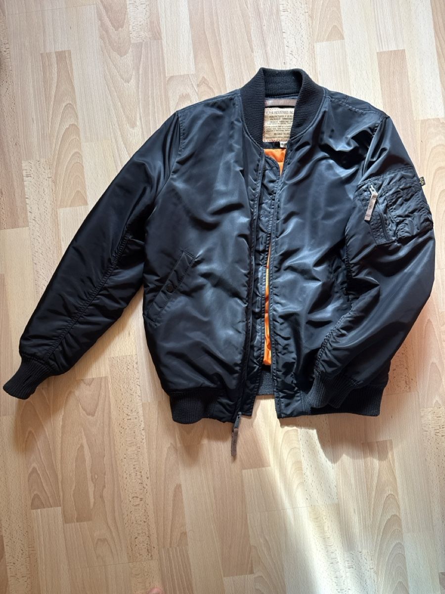 Alpha Industries Jacken: Alpha industries Bomber Jacke – Neu (gemäss Beschreibung) aus Ostermundigen von Tim066 1