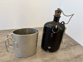 Militär Trinkflasche mit Becher