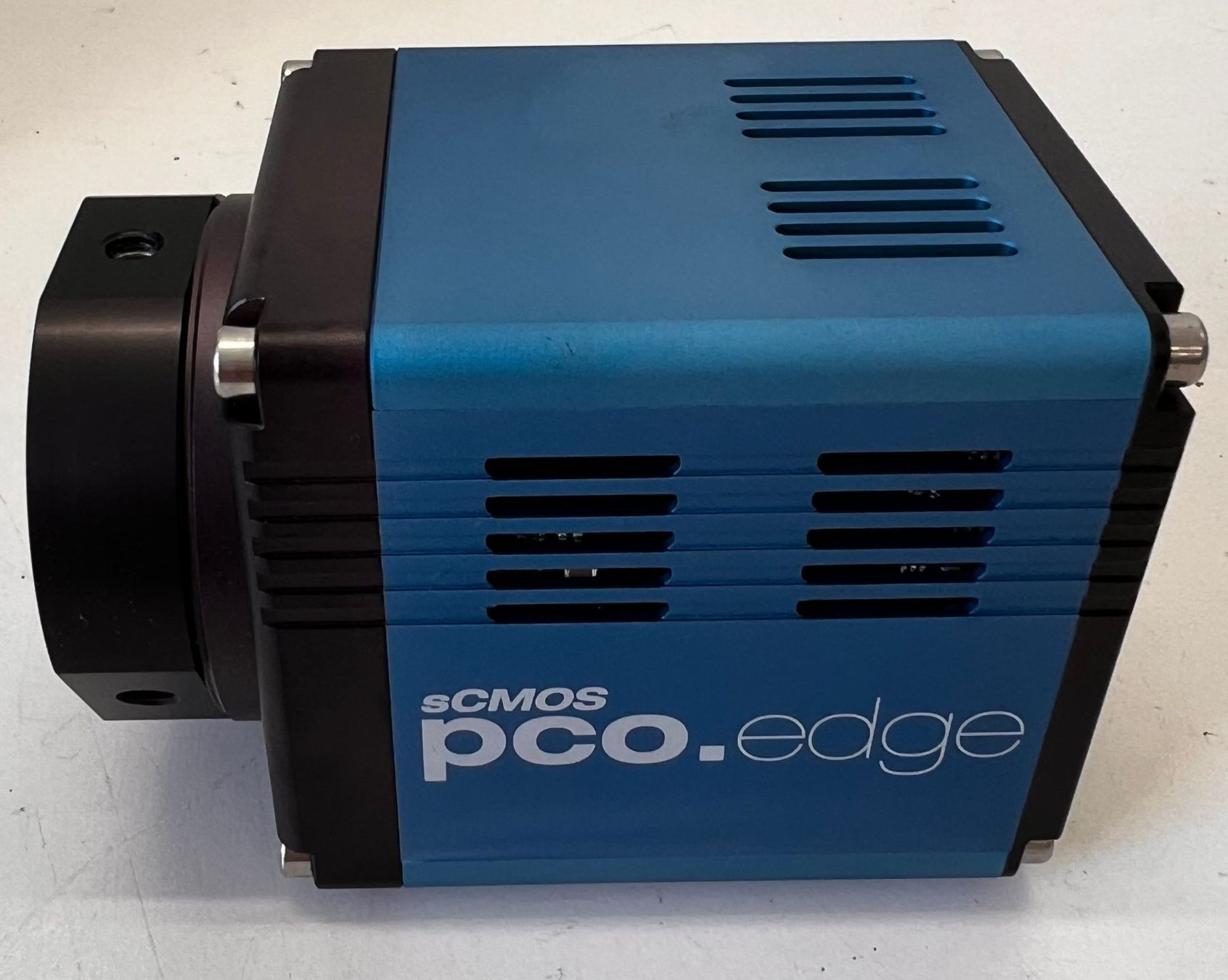 Fotocamera: sCMOS pco.edge mono RS Rolling Shutter Scientific Camera – Usato da Niederdorf venduto da LeptonAG_Labor 2