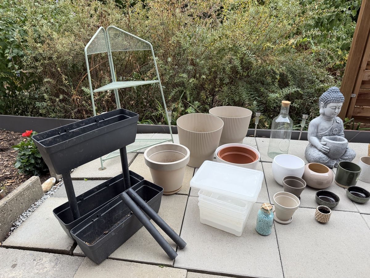 Tutte le decorazioni: Div. Gartenartikeln – Usato da Oberwil BL venduto da Hariva 2