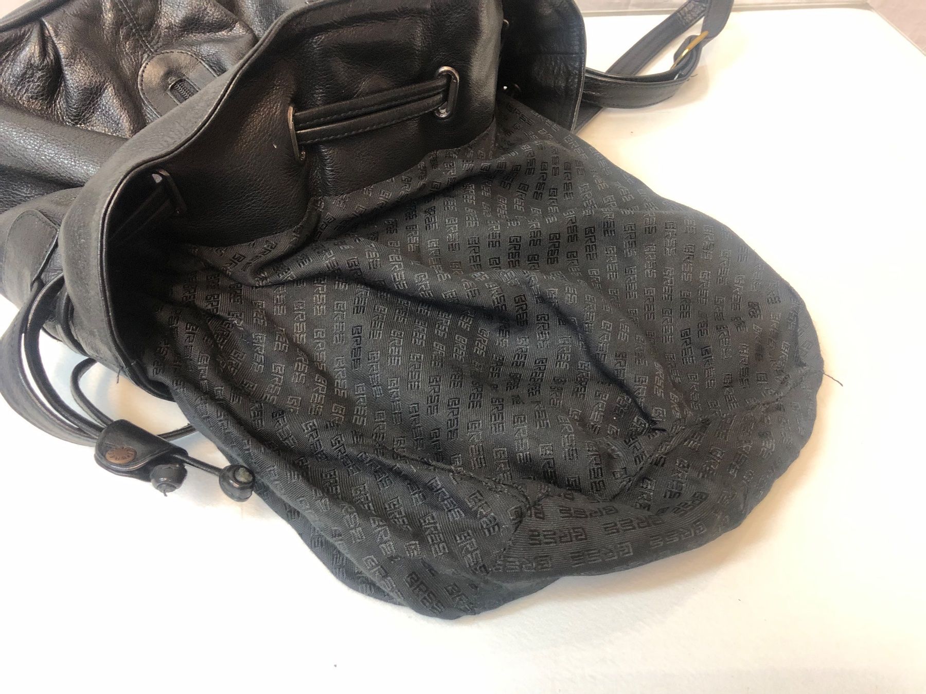 Bree Sacs: Tolle Beuteltasche von BREE – D'occasion à Brunnen par Allerwaren 5