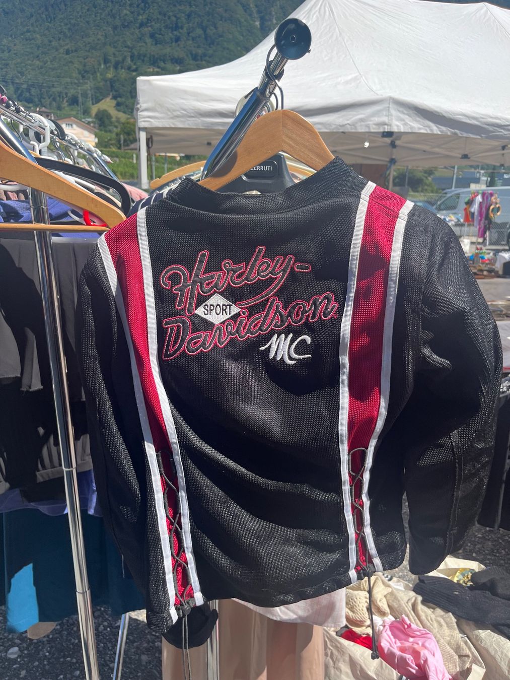 Harley-Davidson Giacche: Veste moto Harley Davidson – Nuovo (secondo la descrizione) da Morges venduto da jes_5285 1