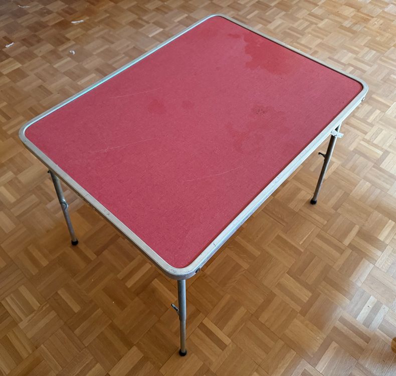 table camping formica (Gebraucht) in Fribourg für CHF 26 – nur Abholung ...
