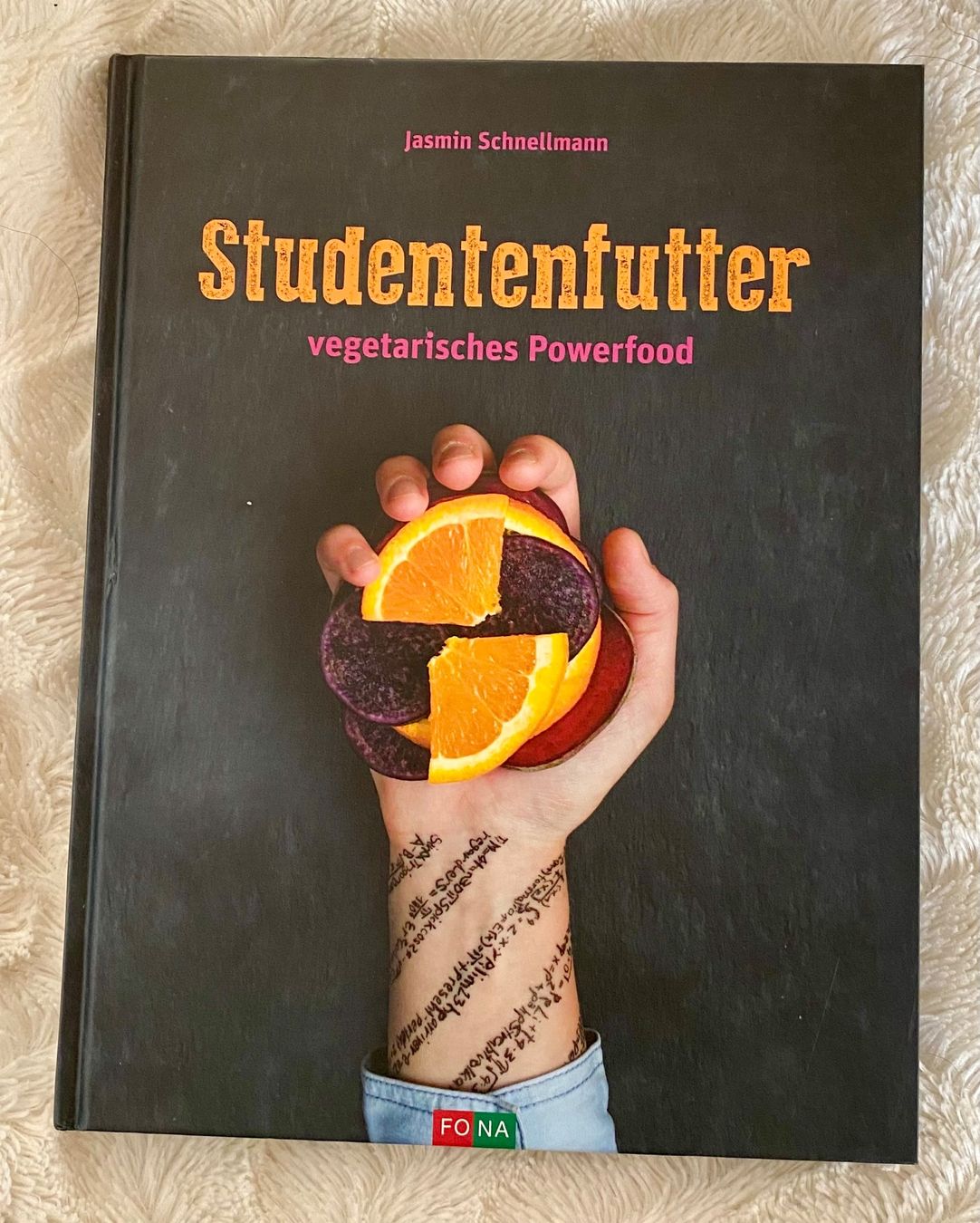 Bücher: Studentenfutter - vegetarisches Powerfood – Gebraucht aus Nussbaumen AG von schuba2000
