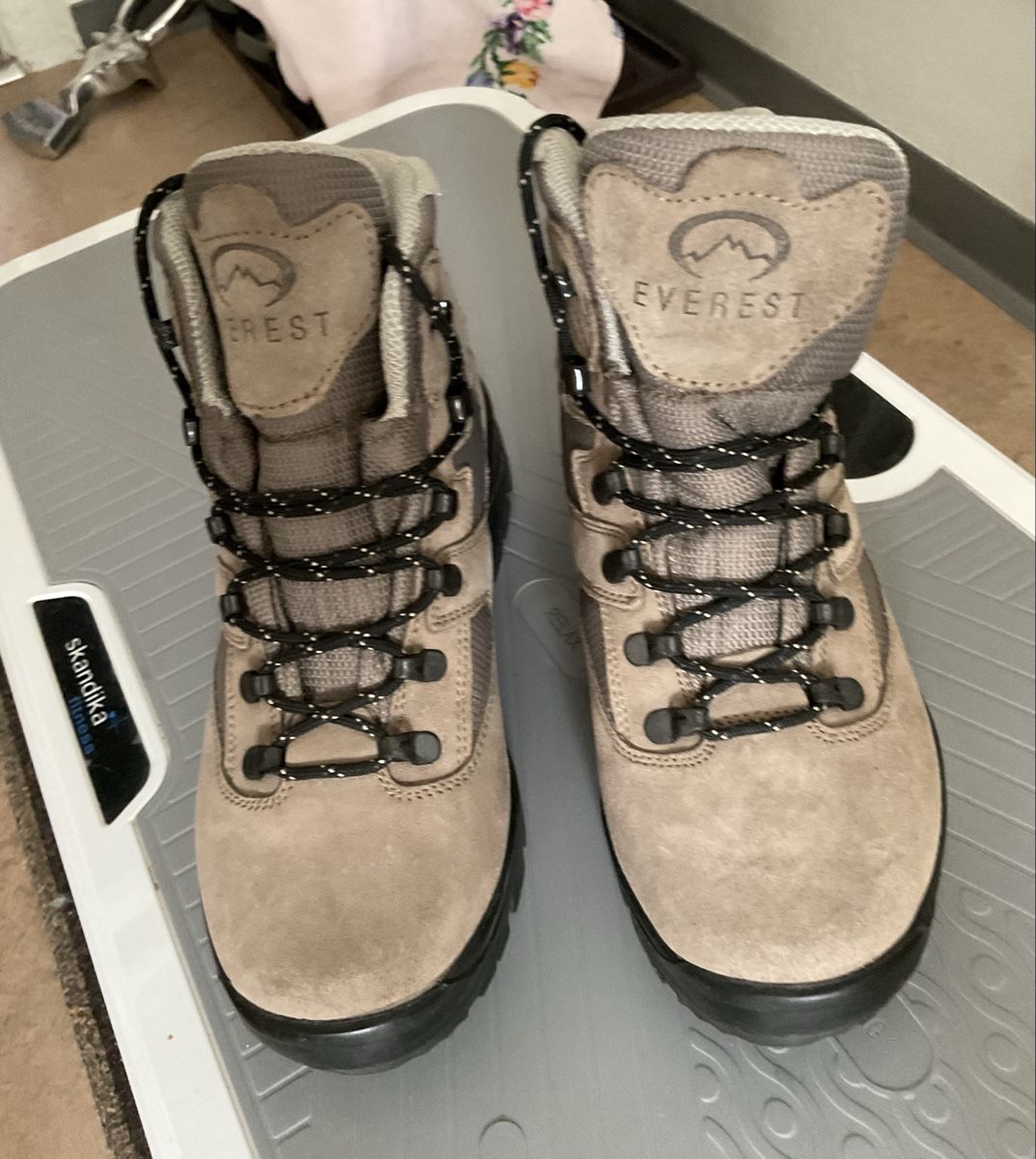 Everest Scarpe da uomo: Wanderschuhe  – Usato da Herisau venduto da eri_2tb5 1