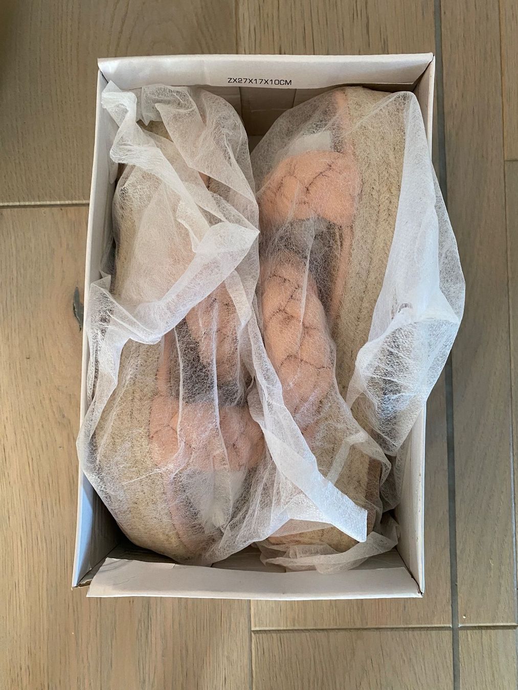 Damenschuhe: Pinke Sandale mit Platform - neu! – Neu und originalverpackt aus Zürich von DeeJayJay 4