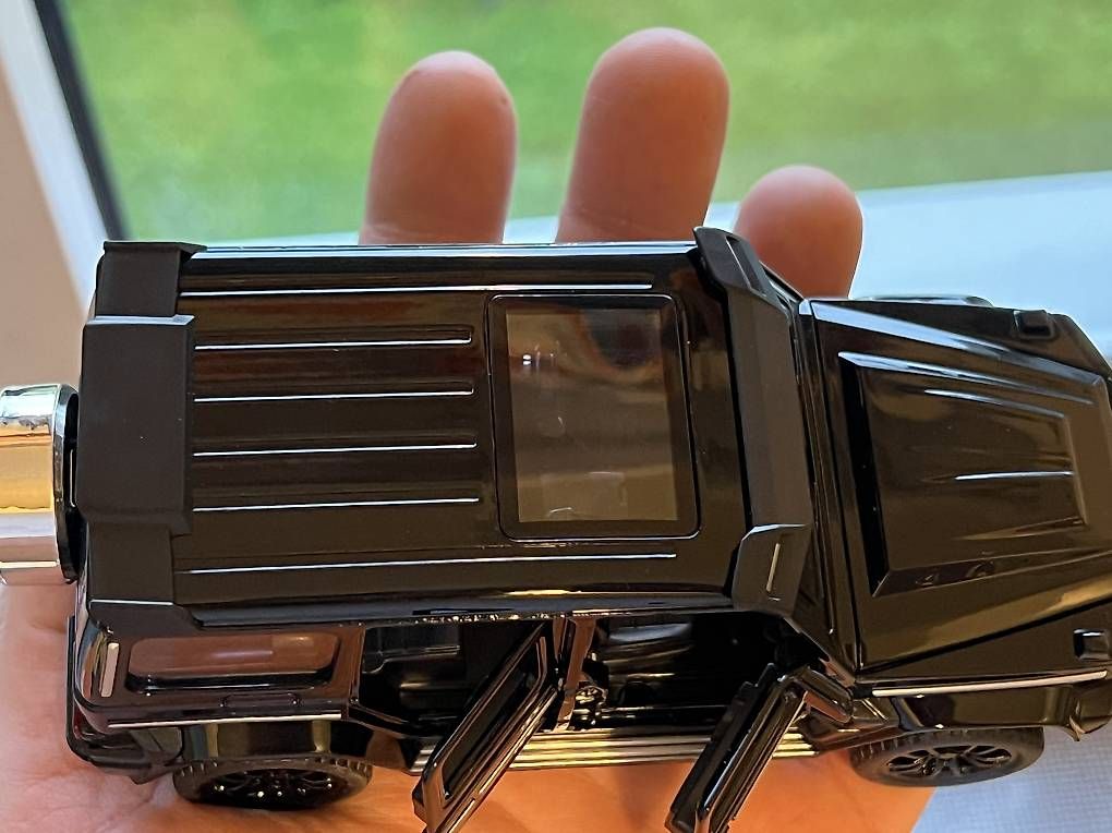 Giocattoli: Spielzeugauto Mercedes AMG  – Usato da Bäretswil venduto da Ser_9h6p 4
