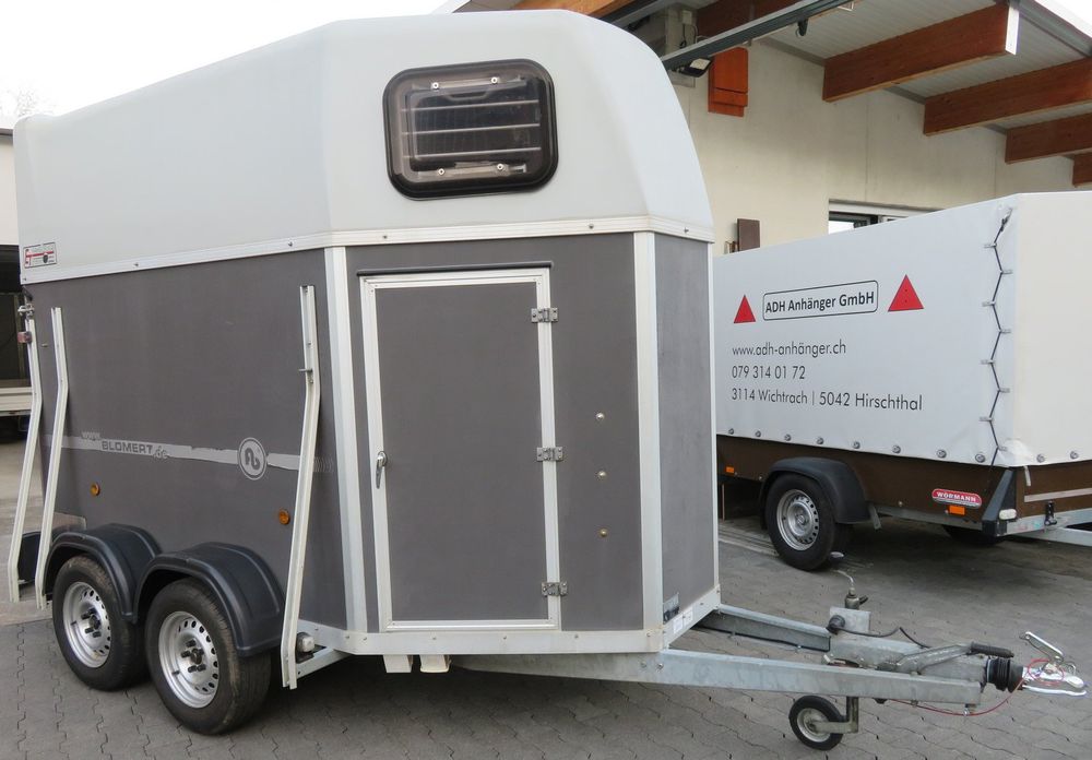 Sachentransportanhänger Pferdetransport Blomert T2 ab MFK 2