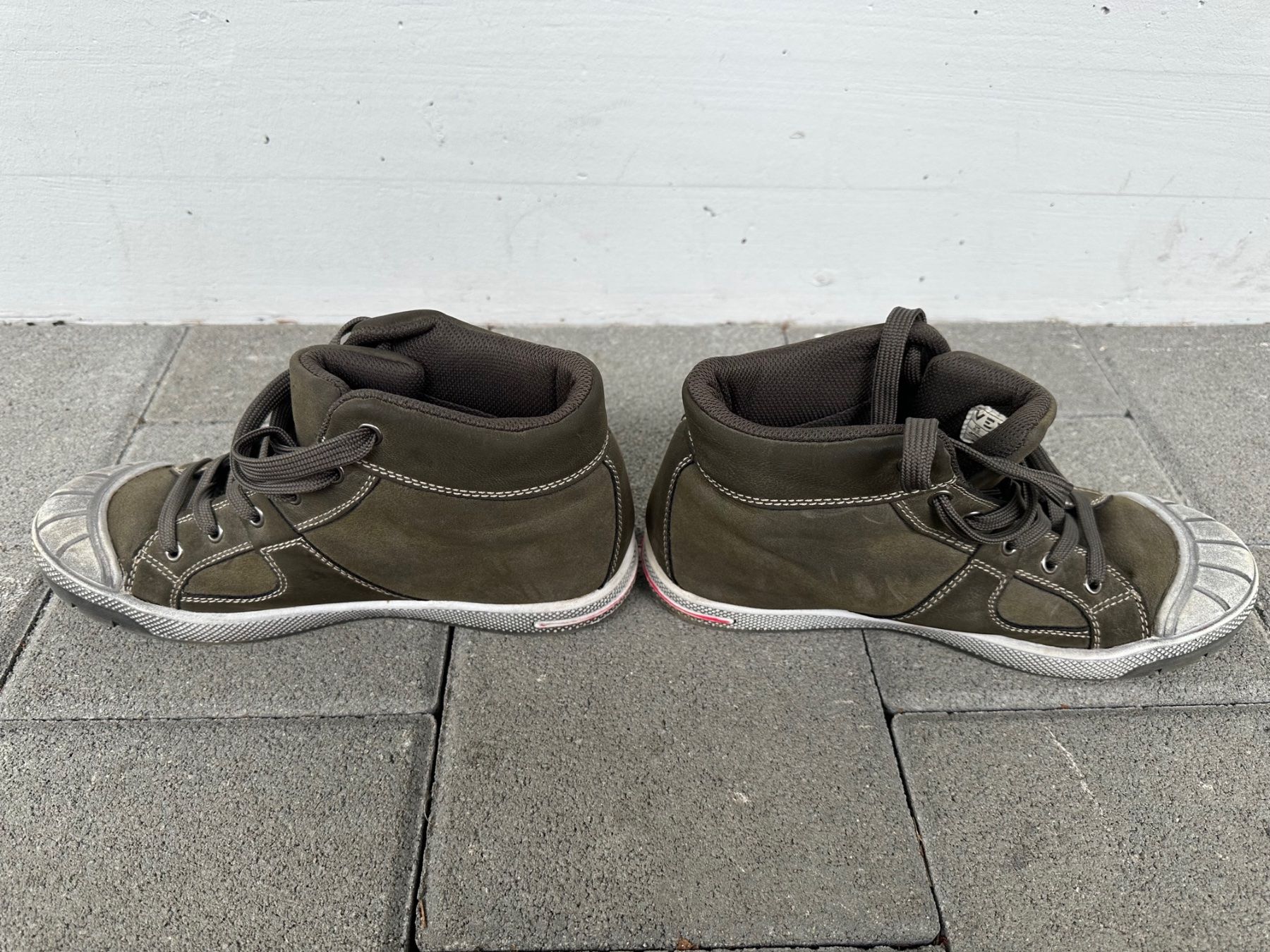 Scarpe per ragazzi: Sneakers Venice, p.40 – Usato da St-Gingolph venduto da GoldenKeys 4