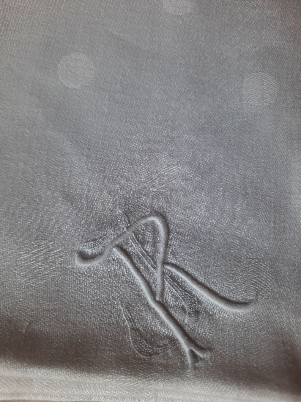 Altra biancheria da tavola: Ancienne NAPPE, en LIN. Avec MONOGRAMME – Usato da Le Locle venduto da marylise01 2