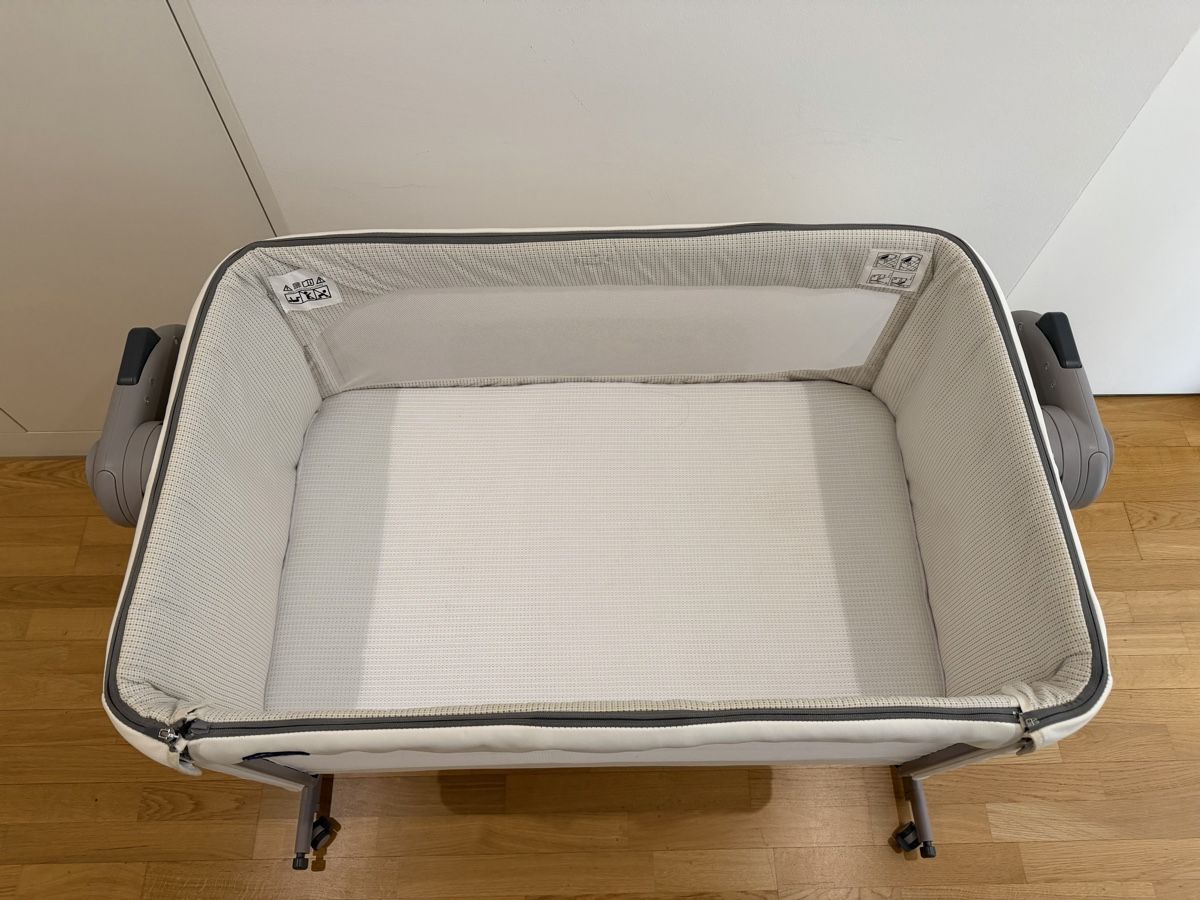 Chicco Wiegen & Stubenwagen: Chicco Beistellbett Next2me Magic White Snow – Gebraucht aus Zürich von mathismuery2019 2