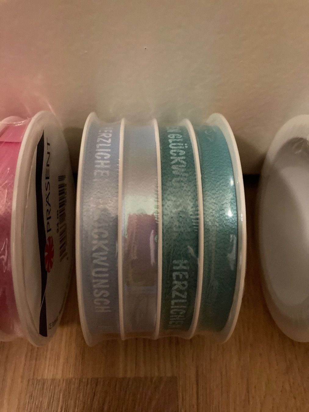 Nastri decorativi: Geschenkbänder Herzlichen Glückwunsch – Nuovo e nell'imballaggio originale da Emmenbrücke venduto da JJ_89 1