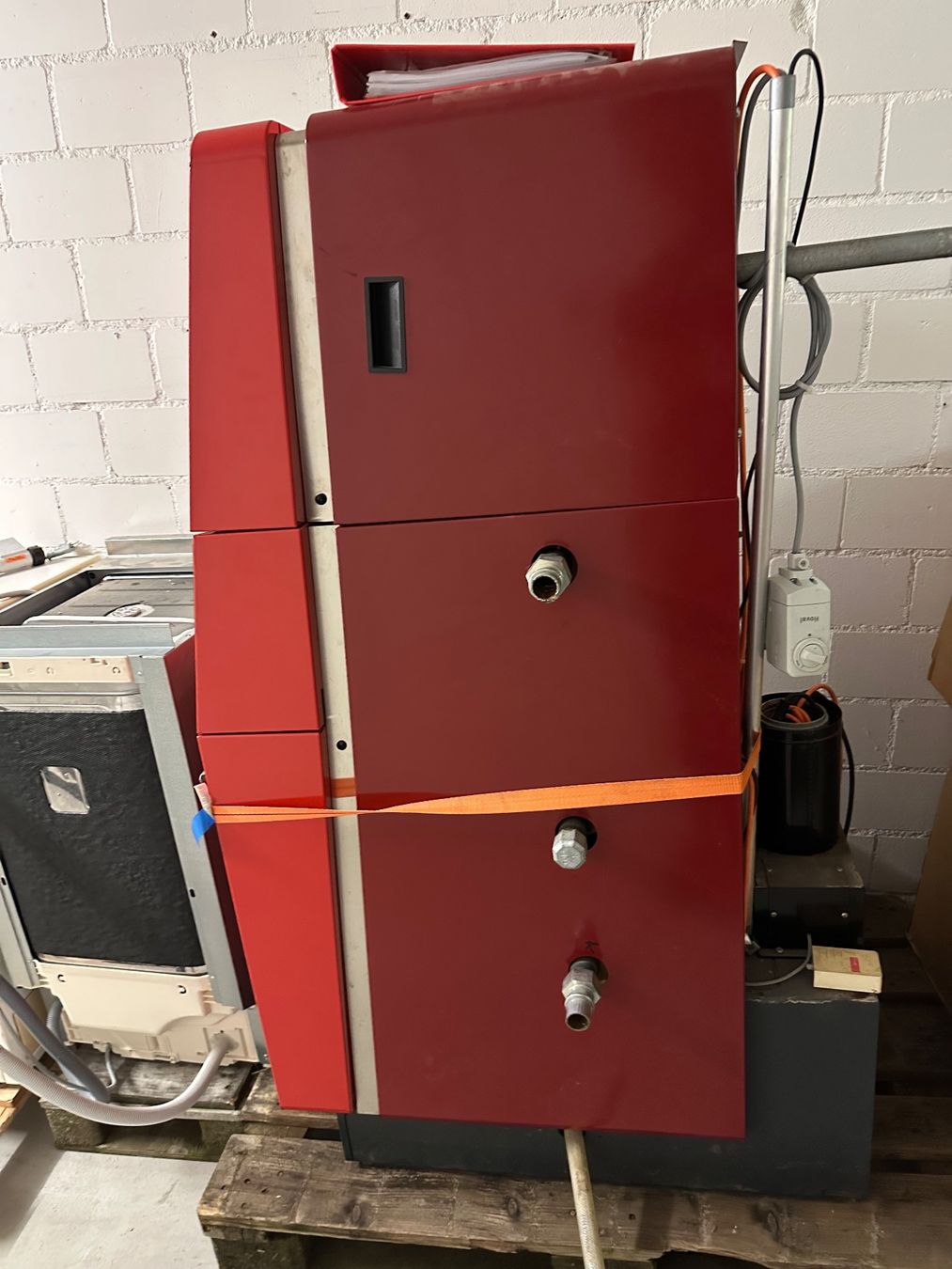 Hoval Radiateurs: Hoval UltraGas 27kW – D'occasion à Romanshorn par kwaldis 1