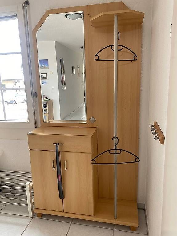 Guardaroba: Garderobe – Usato da Hinwil venduto da Hiwikeb 1