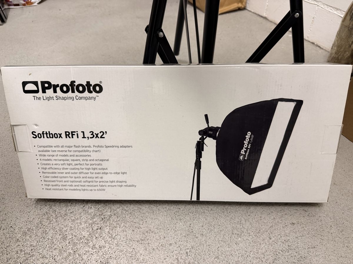 Profoto Flash: Profoto softbox inkl Ständer  – Usato da Neerach venduto da Mark2007