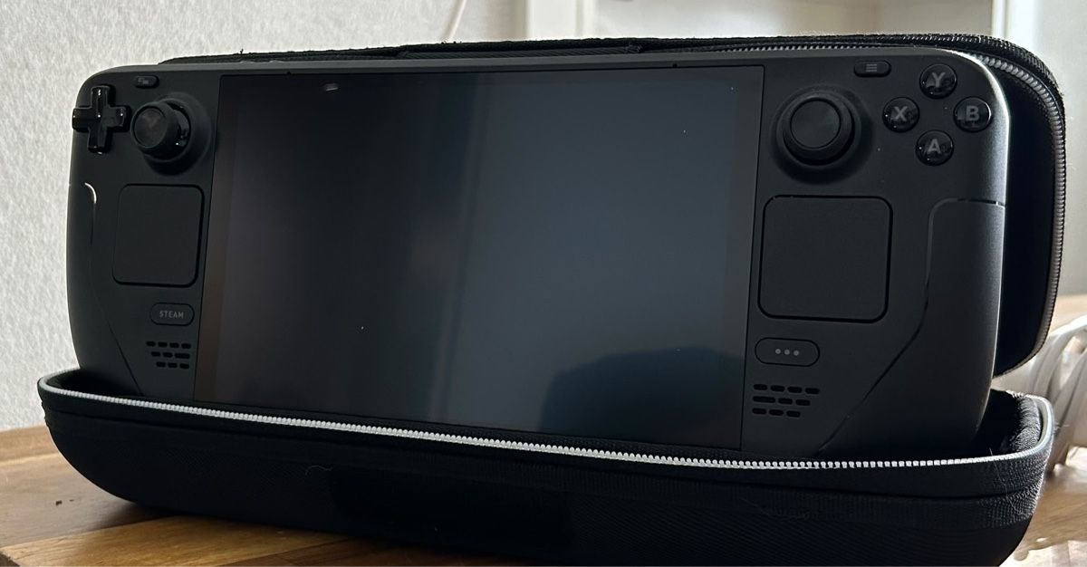 Valve Console: Valve Steam Deck Handheld OLED 1 TB – Usato da Oberägeri venduto da Silverhase 1
