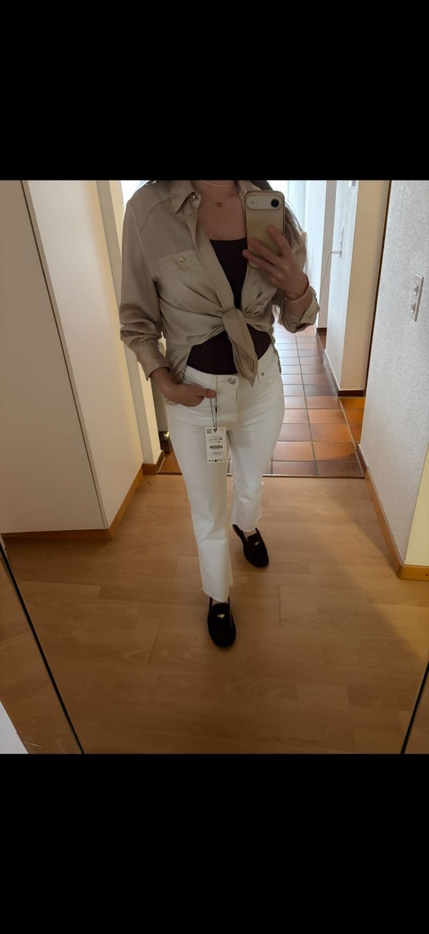 Zara Blusen: Zara xs-s – Neu (gemäss Beschreibung) aus Schaan von rod_8xgk 1
