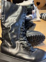 Schnürstiefel schwarz Kunstleder Grösse 38 Sohle profiliert