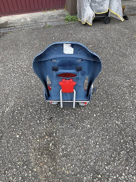 Auto-Kindersitze: Seggiolino per bambini – Gebraucht aus Giubiasco von sve_hrm8 2