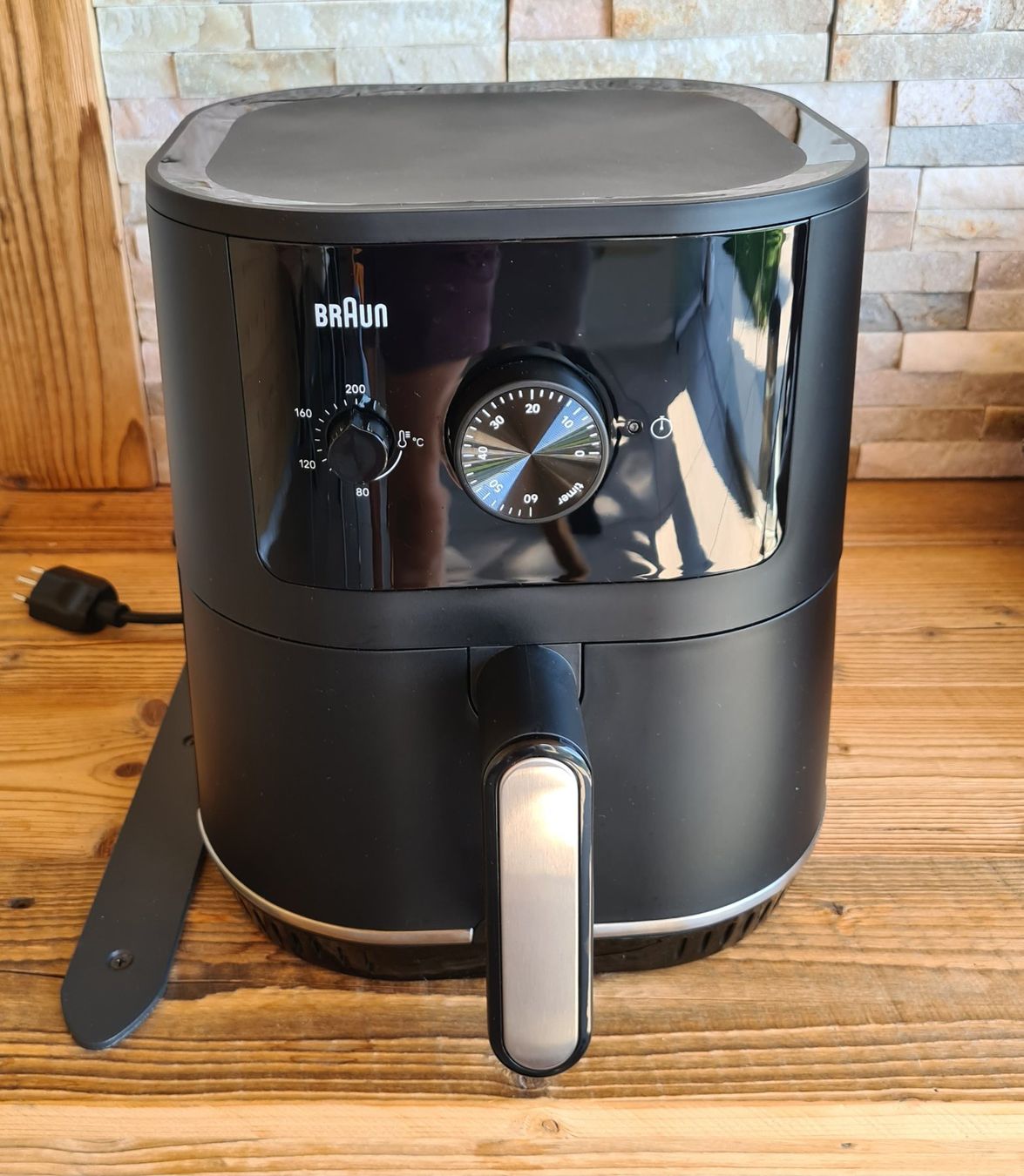 Braun Elettrodomestici da cucina: Neuwertige Heissluftfriteuse Braun MultiFry 3 HF3000 – Usato da Oberuzwil venduto da sab_58zf