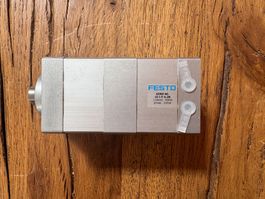 Hochkraftzylinder ADNH-40-10-I-P-A-2N