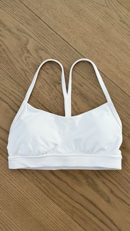 Lululemon Flow Y Sports Bra white size 4 - XS white