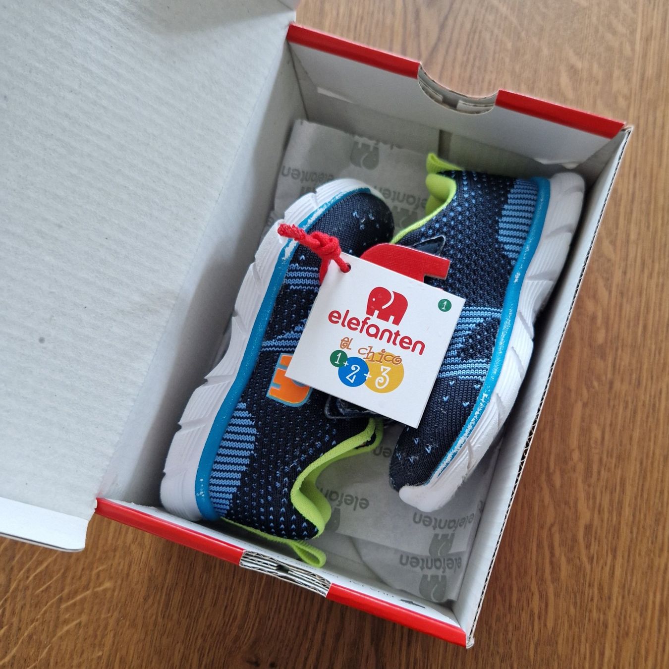 Elefanten Schuhe für Jungen: ***TIAM Sneaker elefanten, Mittel, Gr. 20*** – Gebraucht aus Gattikon von psailer 4