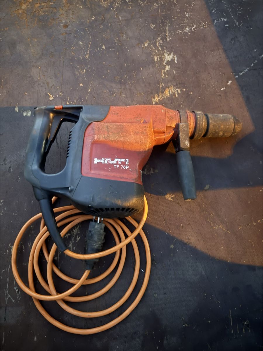 Hilti Perceuses: Hilti TE76 – D'occasion à Zofingen par merc212 1