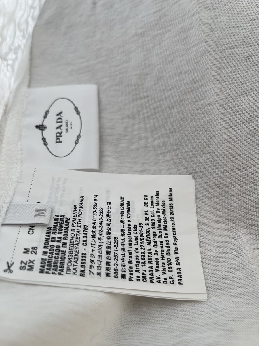T-shirt: Original Prada Shirt weiß Gr. 38 – Nuovo (secondo la descrizione) da Meilen venduto da Golfer04 4