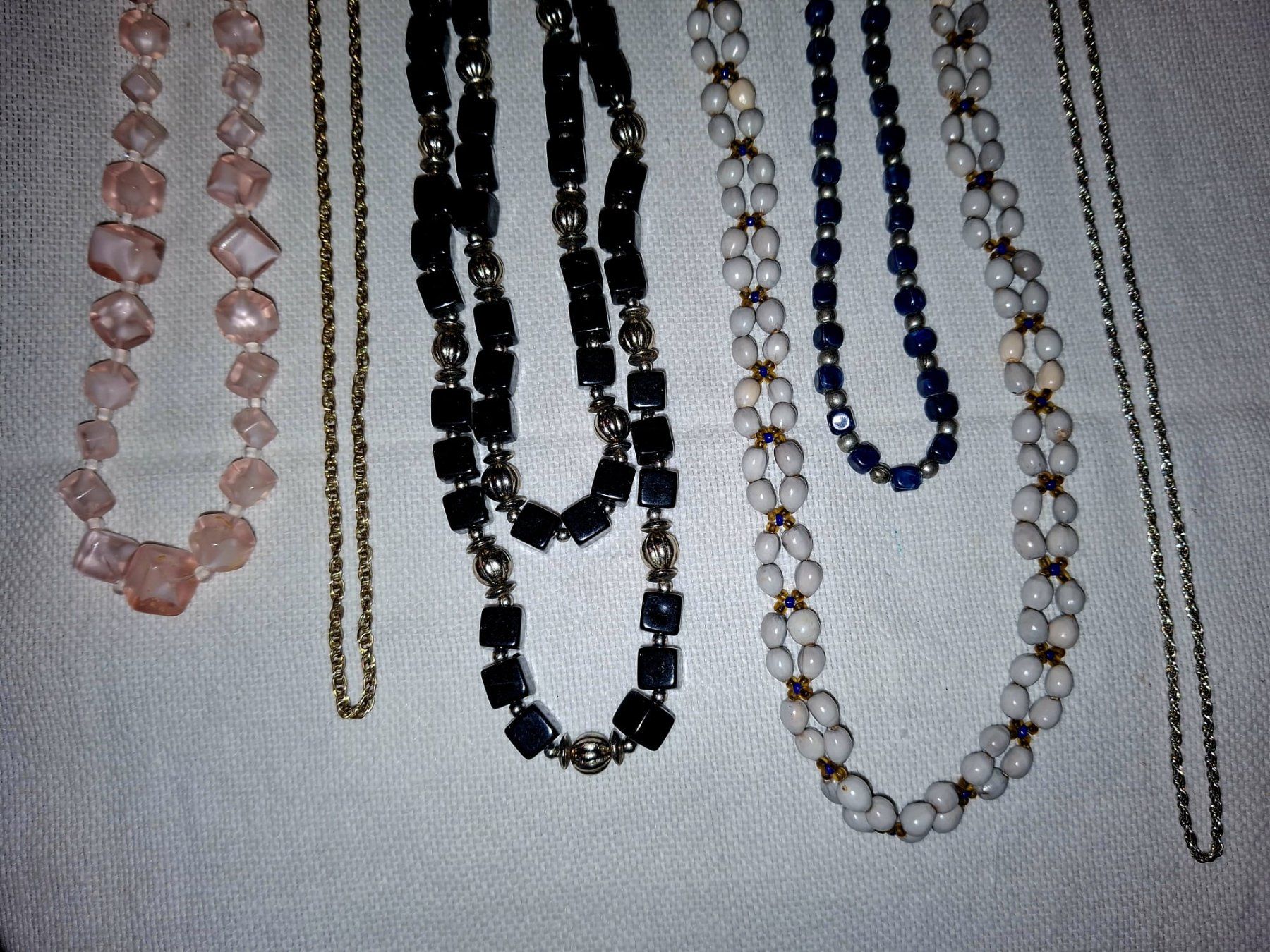 Sonstiger Schmuck: * 6 Halsketten * – Gebraucht aus Weiningen ZH von nic--ole 3