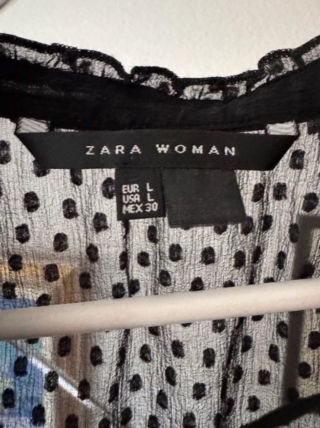 Zara Blusen: Schwarze Zara Bluse, Gr. L – Gebraucht aus Winterthur von Arunasu 1