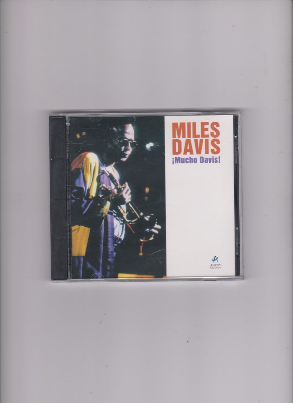 CD: CD Miles Davis ¡Mucho Davis! – Usato da Bex venduto da Canouille
