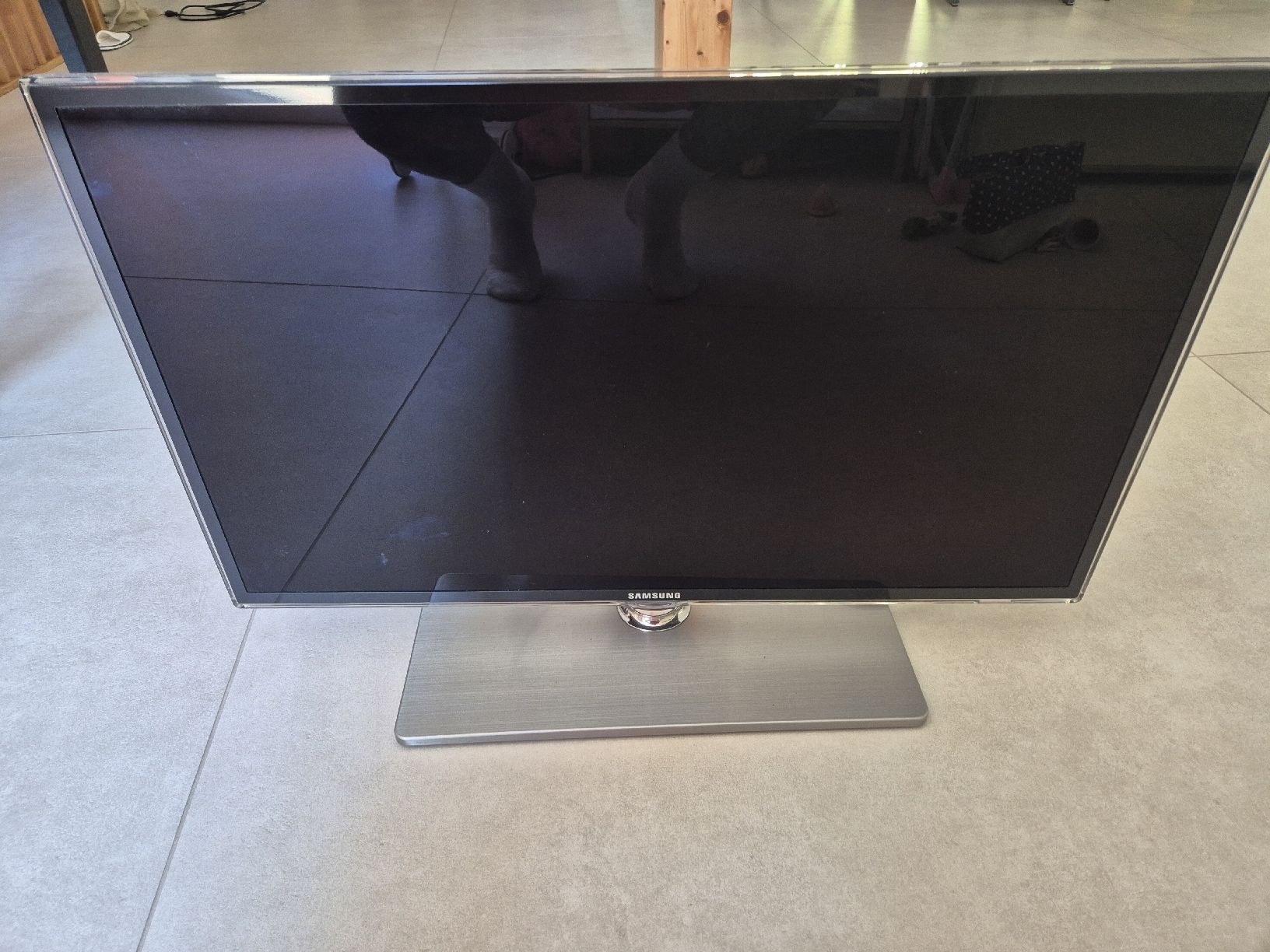 Televisori: Television Samsung UE32D6530WS – Usato da La Chaux-de-Fonds venduto da luc_88zy