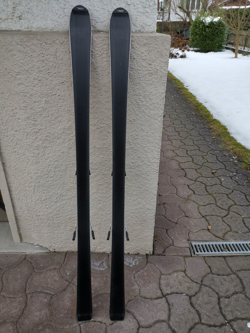 Rossignol Skis: Ski Rossignol rot-weiss – Gebraucht aus Kriens von Murbi19 6